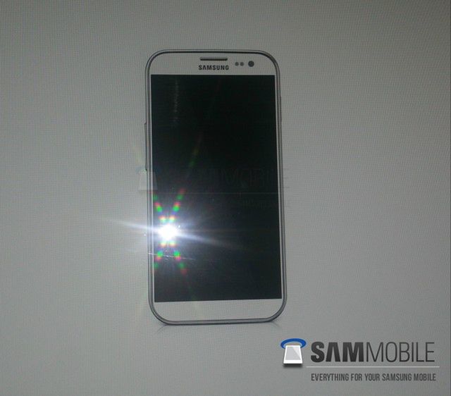 Samsung Galaxy S IV - pierwsze, nieoficjalne zdjęcie