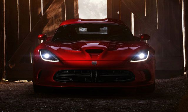 Pierwszy SRT Viper 2013 sprzedany na aukcji