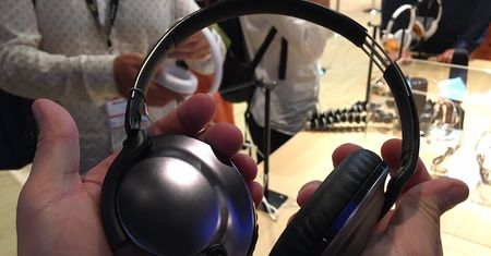 IFA 2016: Świetny dźwięk w superlekkich słuchawkach za niewielkie pieniądze - Philips Flite