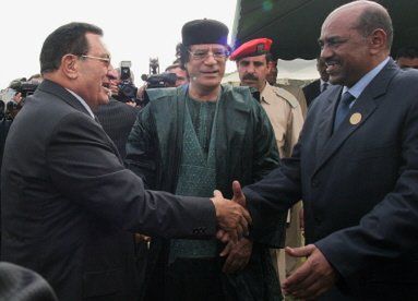 Kadafi walczy o pokój w Darfurze