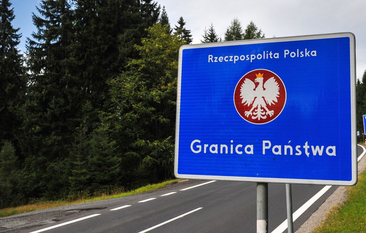 Koronawirus w Europie. Ukraina zamyka granice, także te z Polską