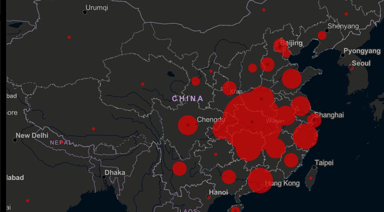 Koronawirus: mapa pokazuje już prawie 10 tys. zarażonych. Jak się przenosi wirus z Chin?