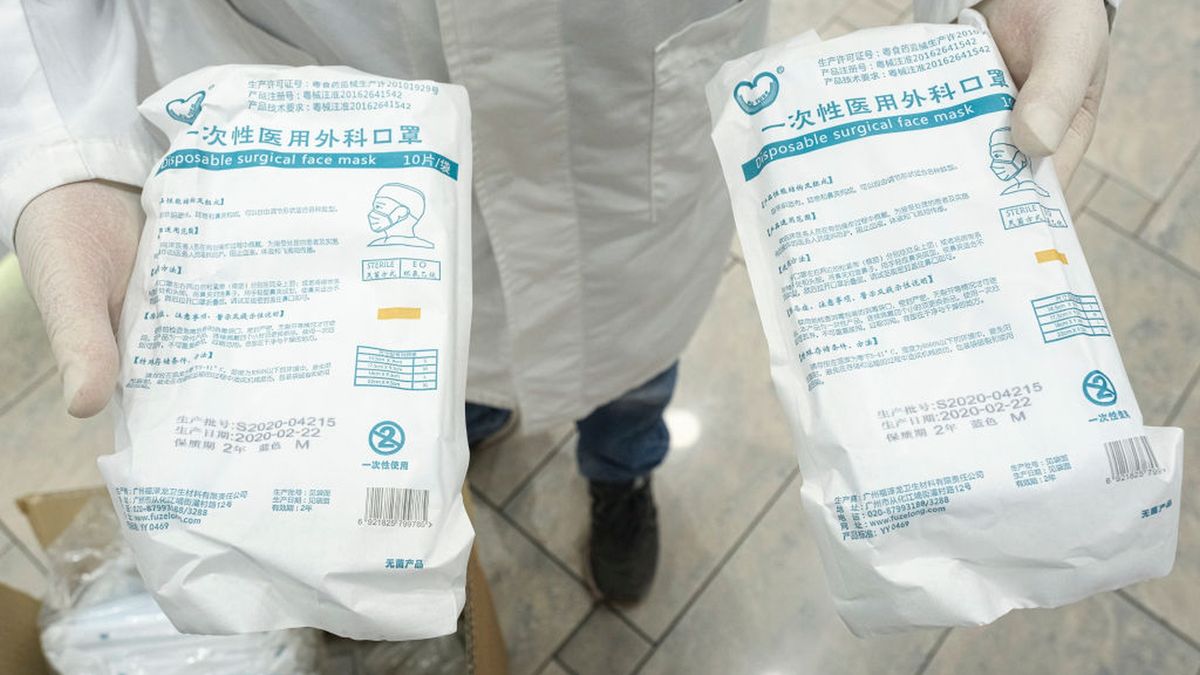 FFP2 to model maski ochronnej, który wykorzystuje się w szpitalach toczących walkę z koronawirusem.