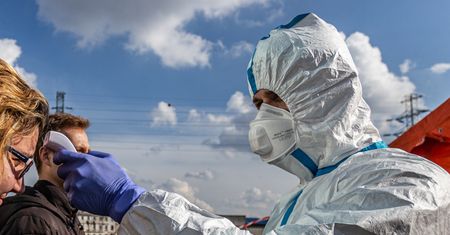 Koronawirus w Polsce. Pomóż lekarzom w walce z epidemią. Akcja #BezpiecznyLekarz