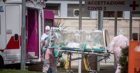 Koronawirus. Badania pokazują, ile przypadków może być niewykrytych
