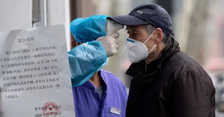 Koronawirus z Chin. Szanghaj zamknięty w związku z epidemią