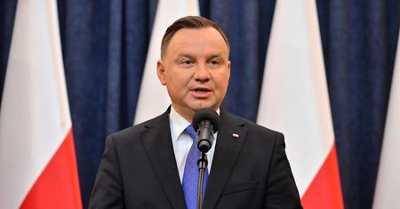 Koronawirus w Polsce. Andrzej Duda odwołuje spotkania z wyborcami
