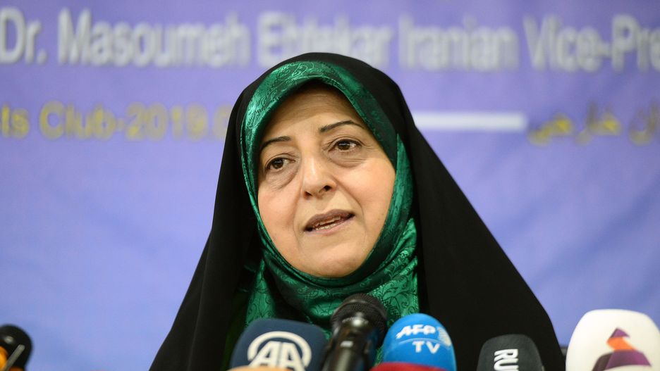 Koronawirus z Chin. Irańskie media poinformowały o zakażeniu wykrytym u wiceprezydent kraju Masumeh Ektebar