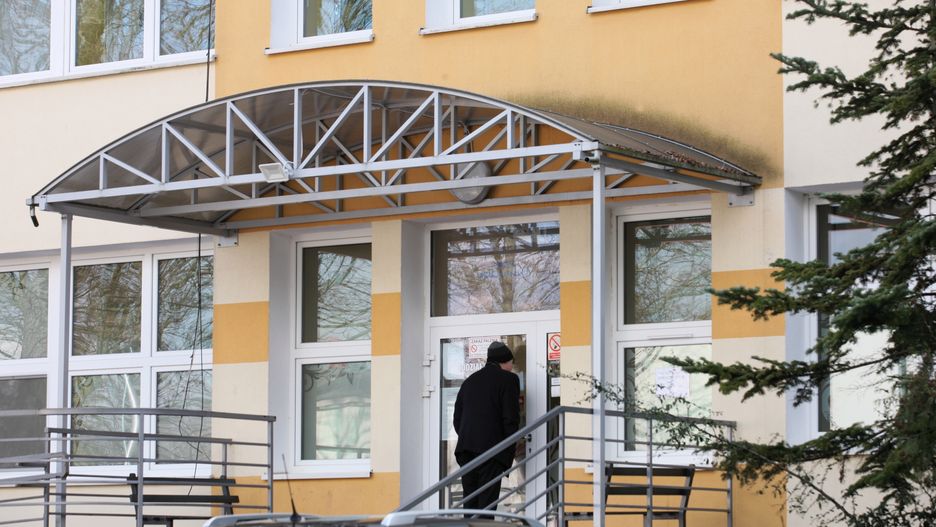 Koronawirus w Polsce. Zarażony pacjent będzie w szpitalu 7-10 dni