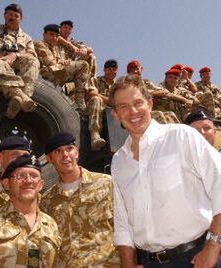 Blair na celowniku za wojnę w Iraku