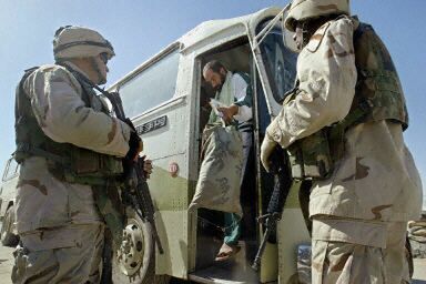 W Abu Ghraib uwolniono więźniów