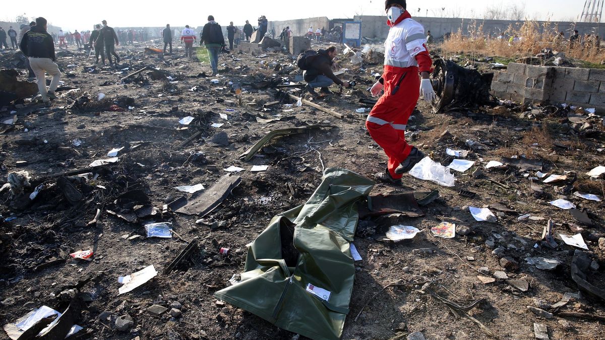 Iran. Boeing 737 rozbił się pod Teheranem. 176 ofiar katastrofy