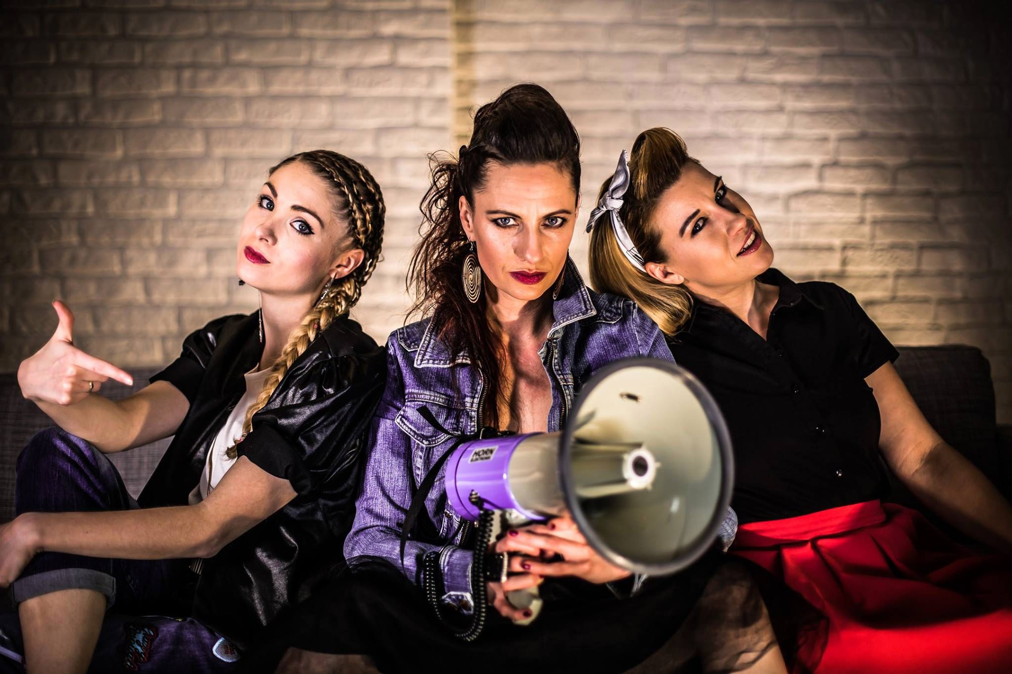 Girls on Fire - ich piosenka wywołała kontrowersje i doprowadziła do zwolnienia z TVP Piotra Pałki