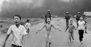Najmocniejsze zdjęcia 50-lecia. "Napalm girl"  na 1. miejscu