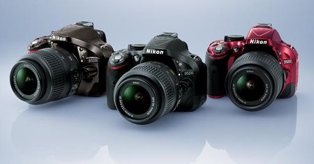 Nowy firmware do lustrzanek Nikona z niemiłą niespodzianką