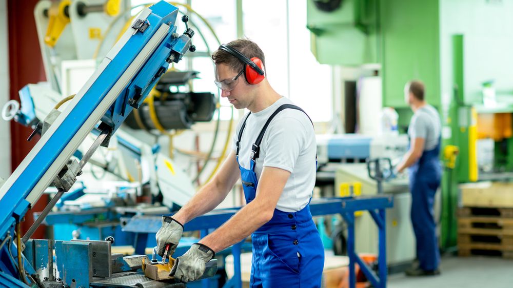 W 2025 roku na rynku pracy może zabraknąć nawet 1,5 mln pracowników