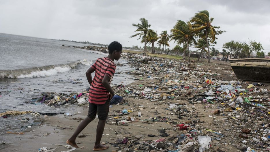 Według oceny miejscowych władz zniszczeniu uległo 95 proc. zabudowań na Sint Maarten.