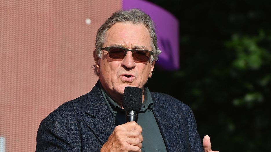 Do nowojorskiej restauracji Roberta De Niro trafiła podejrzana paczka. Ogłoszono alarm bombowy.