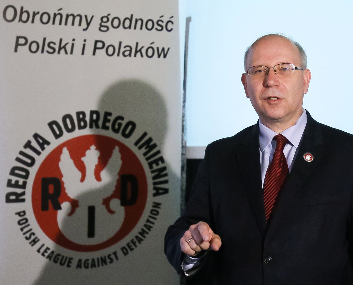 Polskie obozy koncentracyjne nigdy nie istniały. Tygodnik musi sprostować informację