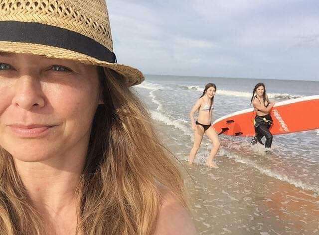 Dorota Naruszewicz z córkami na Florydzie