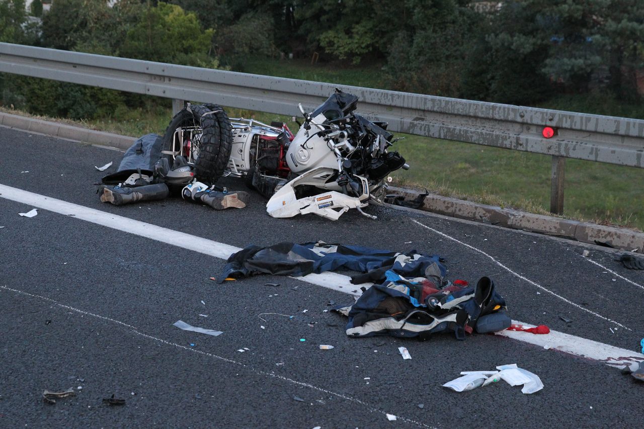 Olkusz. Wypadek motocyklisty. Po zderzeniu z ciężarówką mężczyzna zginął na miejscu 