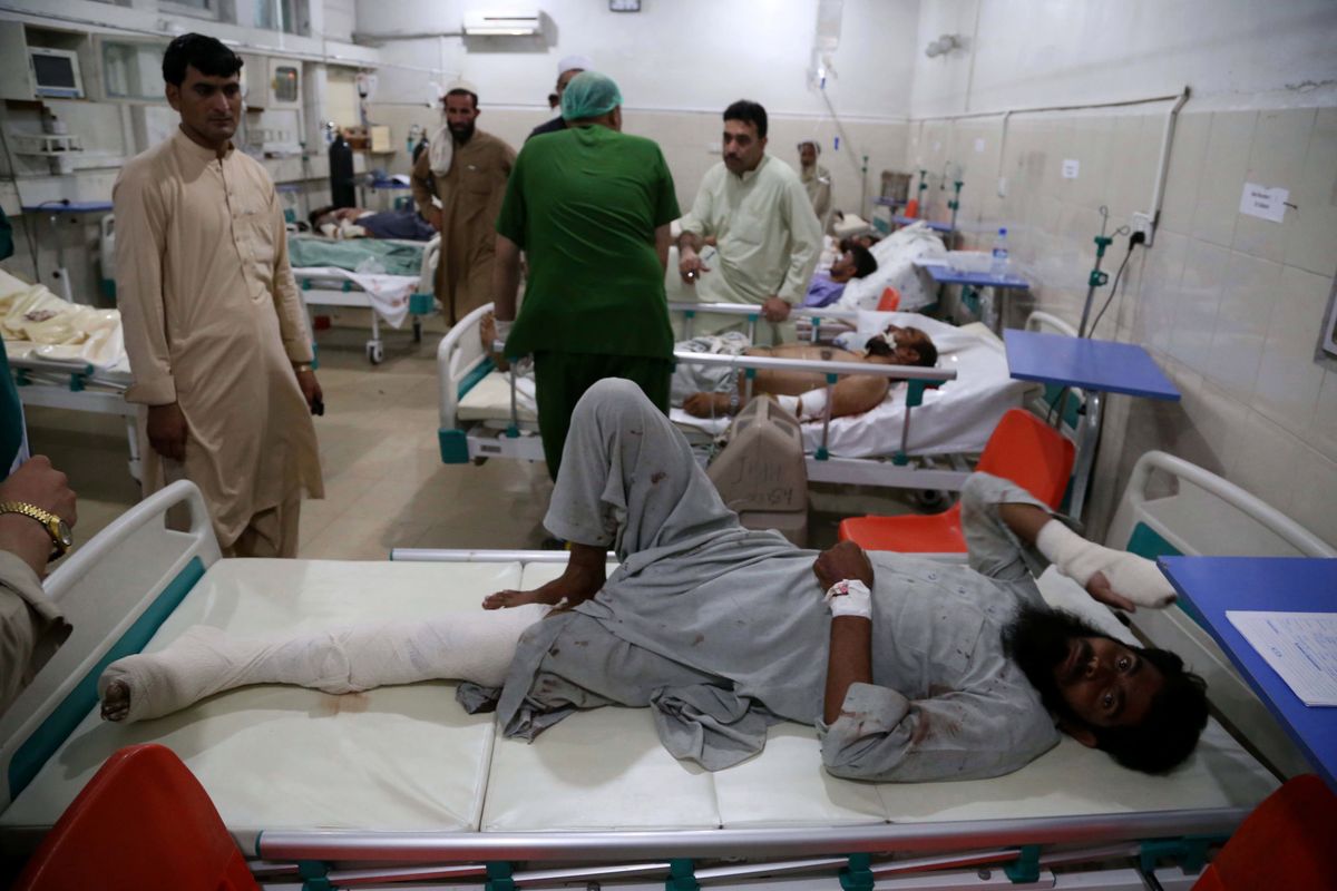 Afganistan. Rośnie liczba ofiar krwawego zamachu samobójczego