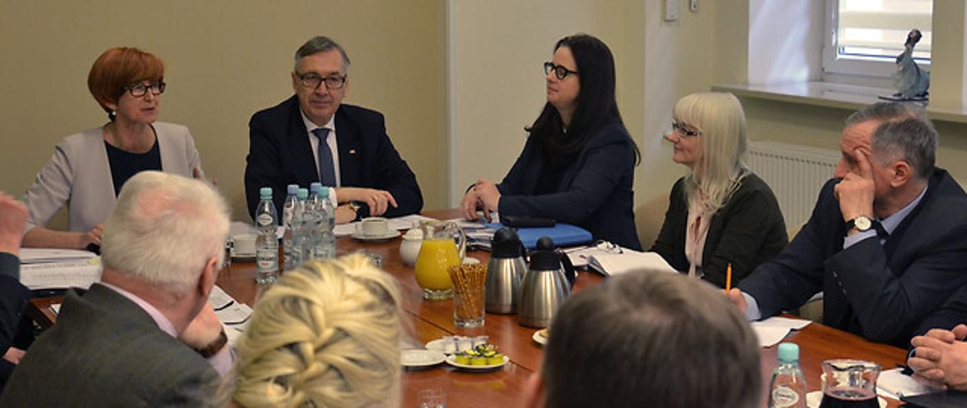 Spotkanie ministrów z dyrektorami urzędów pracy w 2018 roku. W tym roku odbędzie się na bogato, czyli w 4-gwiazdkowym hotelu. 