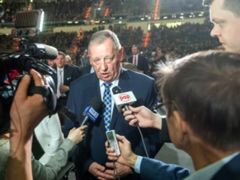Jan Szyszko wypowiada się dla mediów narodowych 