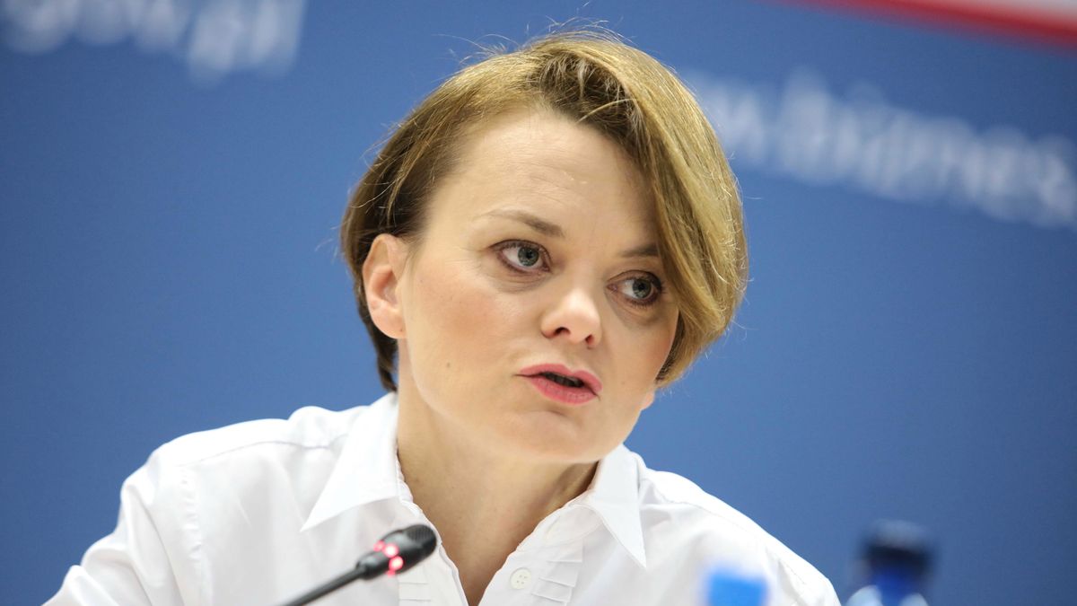 Projekt ustawy dotyczący zmian w składkach ZUS został przygotowany przez resort kierowany przez Jadwigę Emilewicz