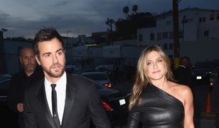 Jennifer Aniston: jej skórzana sukienka nie pozostawiła miejsca na wyobraźnię!