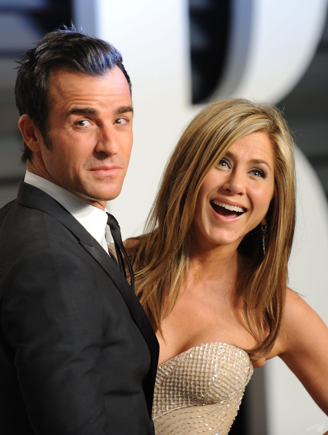 Suknia ślubna Jennifer Aniston była biała