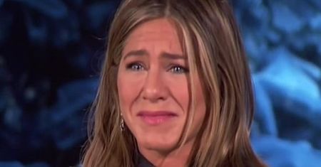 To było dla niej za wiele. Jennifer Aniston popłakała się na wizji