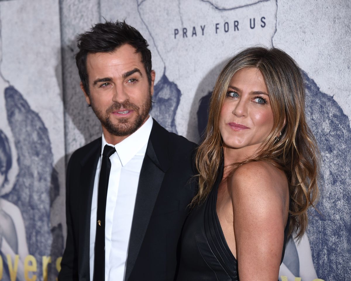 Jennifer Aniston bierze rozwód i wraca do Brada Pitta? Media huczą od plotek