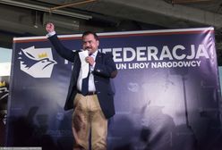 Wypadek Artura Zawiszy i rowerzystki. "Robert Biedroń kłamie"