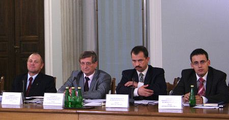 Grad dla WP: będziemy bojkotować komisję bankową