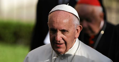 Watykan. Franciszek zniósł tajemnicę papieską w sprawach nadużyć seksualnych