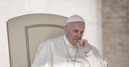 Słowa modlitwy "Ojcze nasz" zostaną zmienione? "To prawdziwa rewolucja w Kościele"