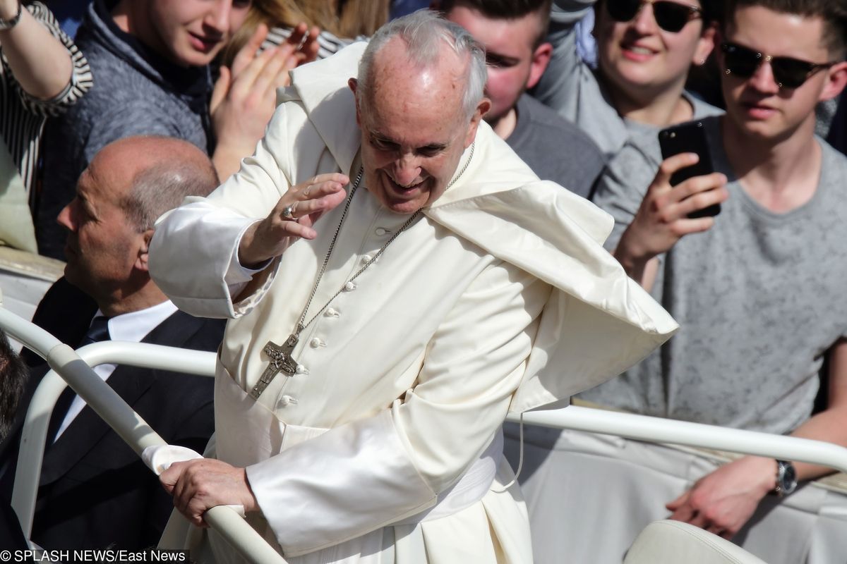Kardynałowie buntują się przeciwko papieżowi. Niewielu naprawdę słucha Franciszka