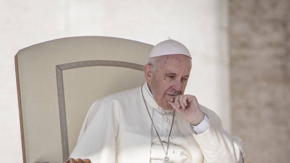 Słowa modlitwy "Ojcze nasz" zostaną zmienione?  Decyzję w tej sprawie podjął papież Franciszek (na zdjęciu)