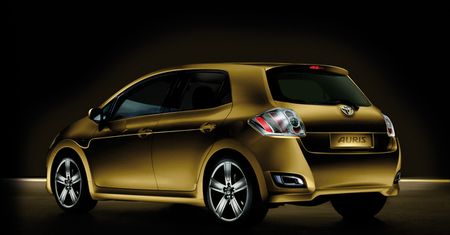 Tak zmieniała się Toyota Auris