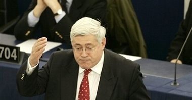 PE uchylił immunitet polityka Frontu Narodowego