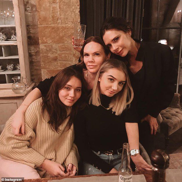 Victoria Beckham z siostrą Louise