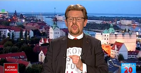 Awantura w TVP Info. Poseł Nowoczesnej w koszulce z napisem "Konstytucja"