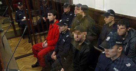 Takiego procesu jeszcze nie było. Polski sąd skaże Czeczenów za współpracę z ISIS?