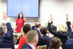 Szaleńcze tempo ws. ustawy o sądach. Całonocna seria głosowań