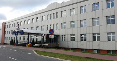 Koronawirus w Polsce. Lekarz ze szpitala w Grodzisku Mazowieckim zakażony