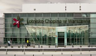 Nowe zasady i opłaty na największym polskim lotnisku. Kierowcy narzekają
