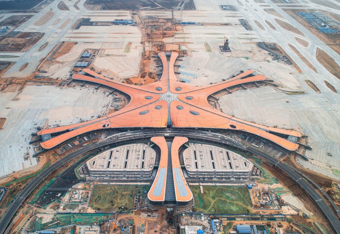 Największe lotnisko na świecie. Chińczycy niebawem zakończą budowę