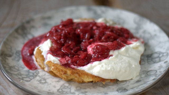 Wiśnie na zimę. Idealne do naleśników, omletów, makaronu