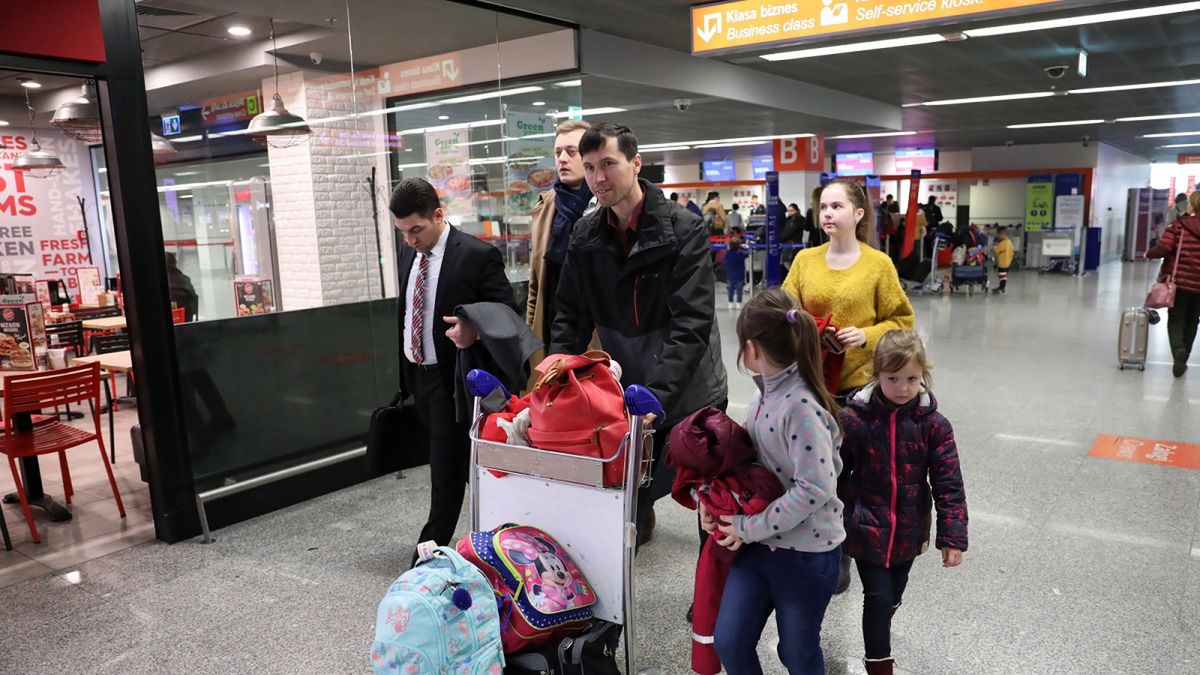 Rodzina Denisa Lisowa uciekła ze Szwecji w kwietniu.